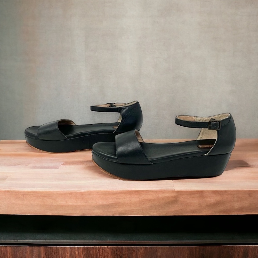 ANTHROPOLOGIE Gee WaWa Protero Black Leather Flatform Sandals Size 9.5